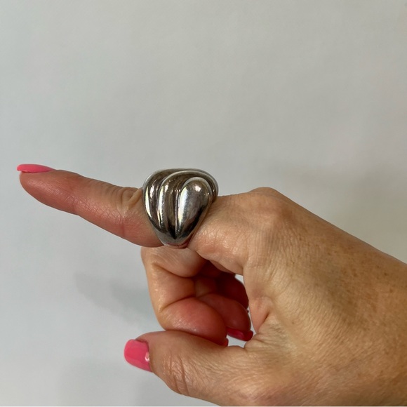 Vintage 925 Sterling Silver Chunky Heavy Wavy Ring Mexico - Picture 3 of 10